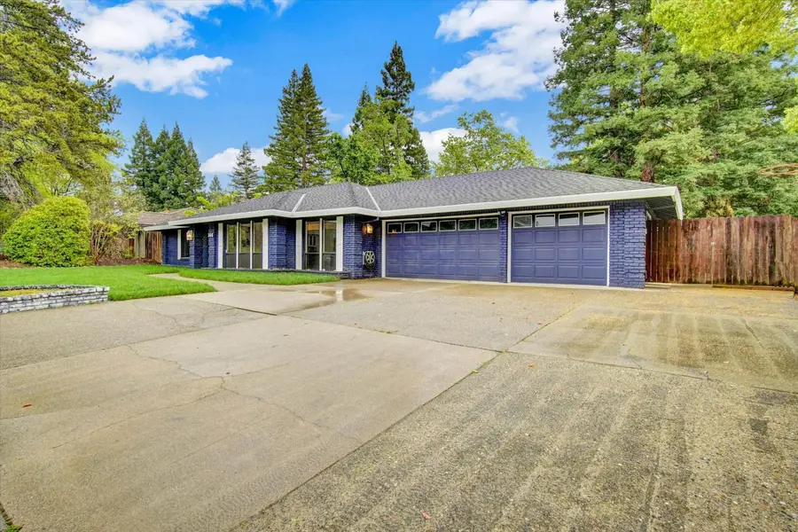 144 W Gold Creek Circle, Folsom, CA 95630 - #2