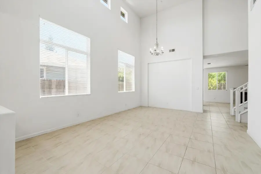 5 Hazeman Court, Woodland, CA 95776 - #3