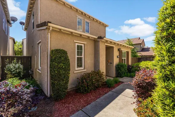 51 Villa Gardens Court #51, Roseville, CA 95678