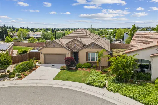 5624 Saratoga Circle, Rocklin, CA 95765