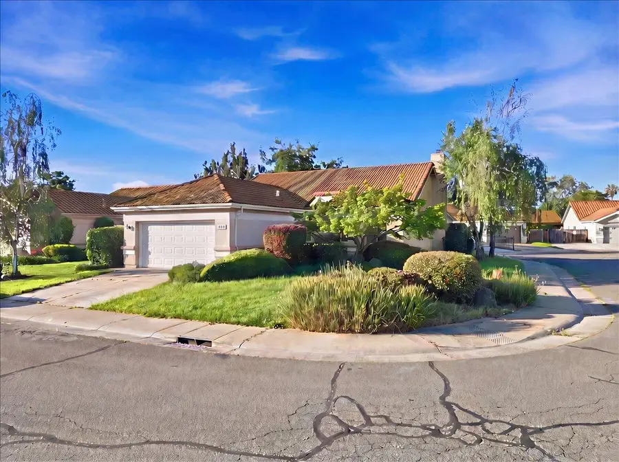 888 Koralla Way, Galt, CA 95632 - #2