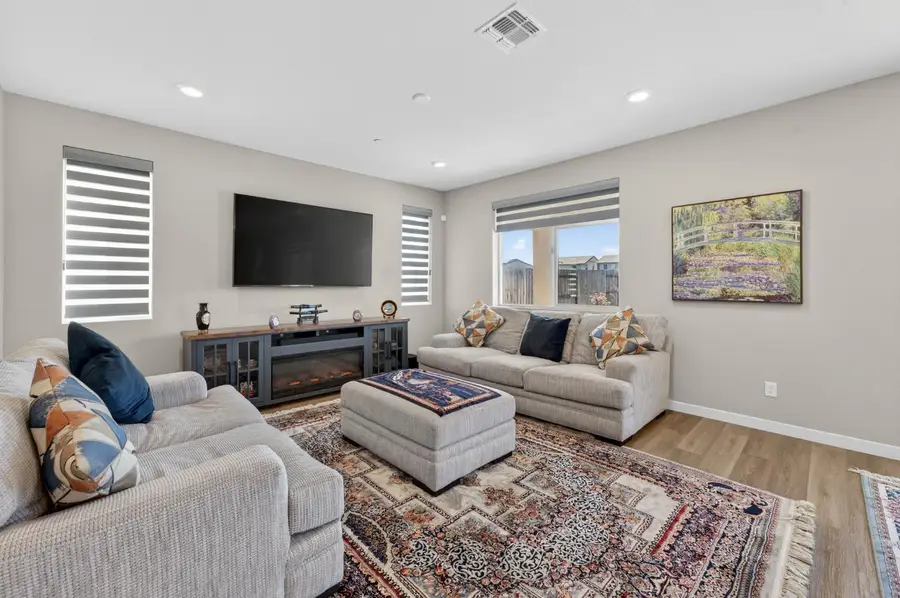 2049 Borealis Circle, Roseville, CA 95747 - #3