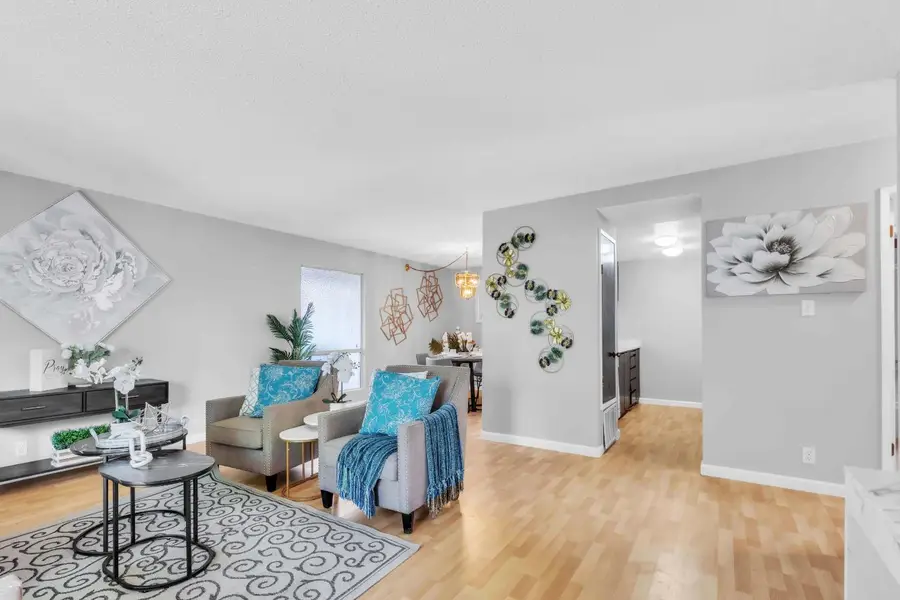 217 Roundtree Court, Sacramento, CA 95831 - #2