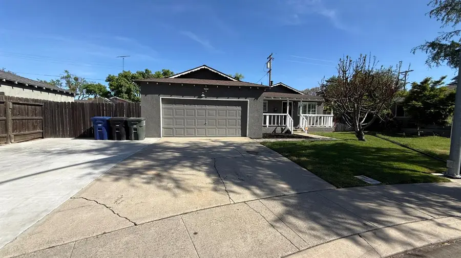 2041 Wally Ct, Modesto, CA 95350 - #2