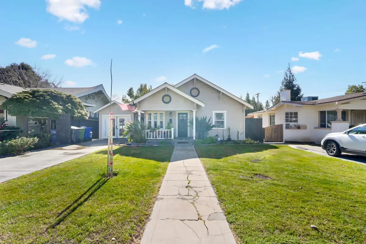 526 Flower Street, Turlock, CA 95380 - #1
