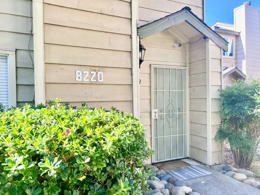 8220 Center Parkway #43, Sacramento, CA 95823 - #2