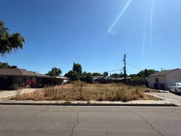 1128 Illinois Avenue, Los Banos, CA 93635