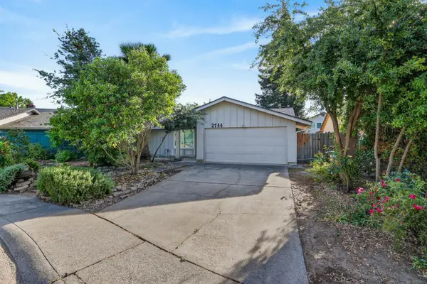 2744 Catania Way, Sacramento, CA 95826
