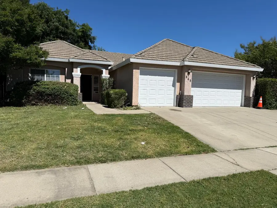 945 Skyline Drive, Yuba City, CA 95991 - #2