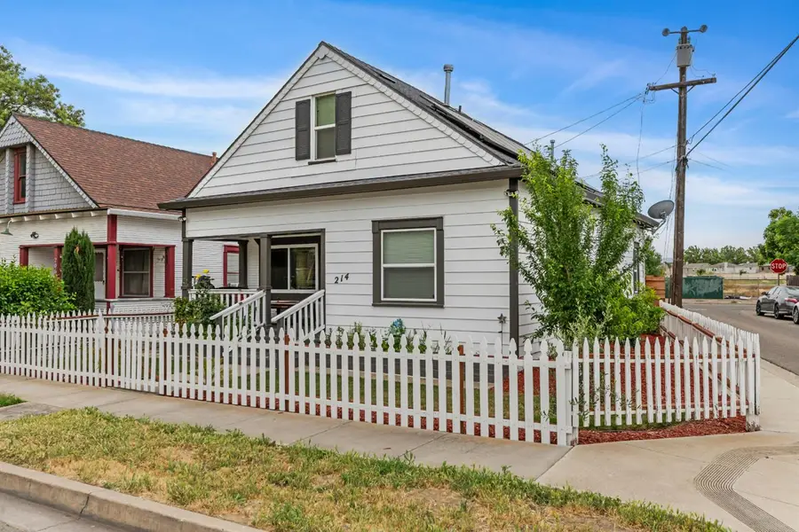 214 W 7th Street, Tracy, CA 95376 - #3