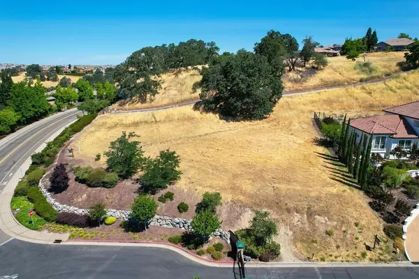 2596 Clubhouse Drive, Rocklin, CA 95765