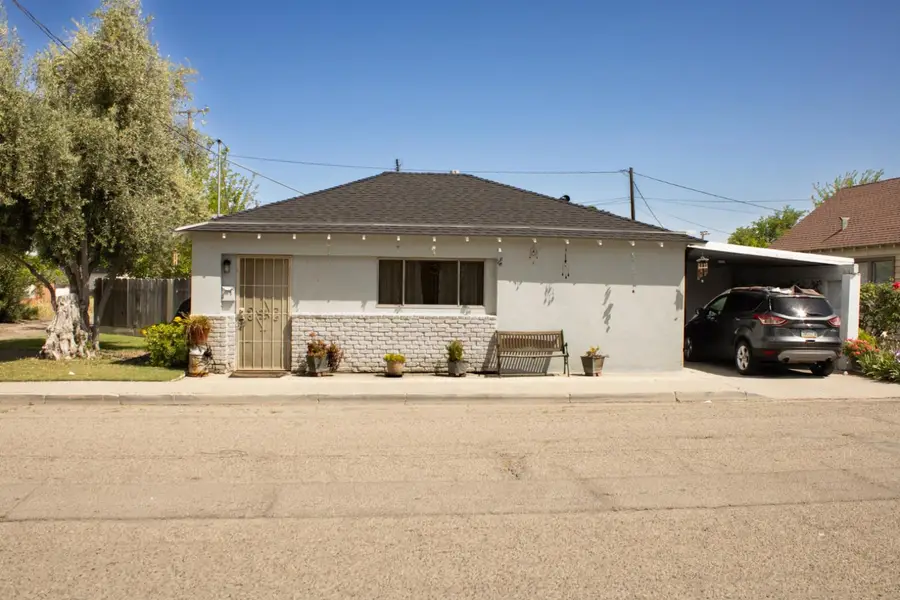 1718 Oliver Street, Dos Palos, CA 93620 - #2