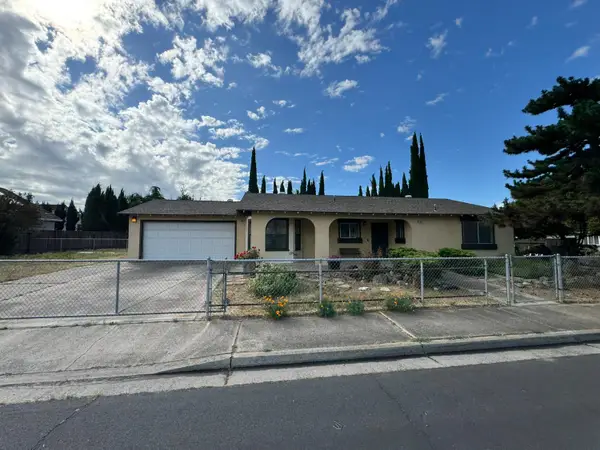 1461 E D Street, Oakdale, CA 95361