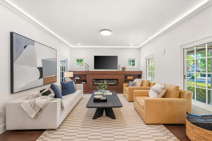 1981 9th Avenue, Sacramento, CA 95818 - #3