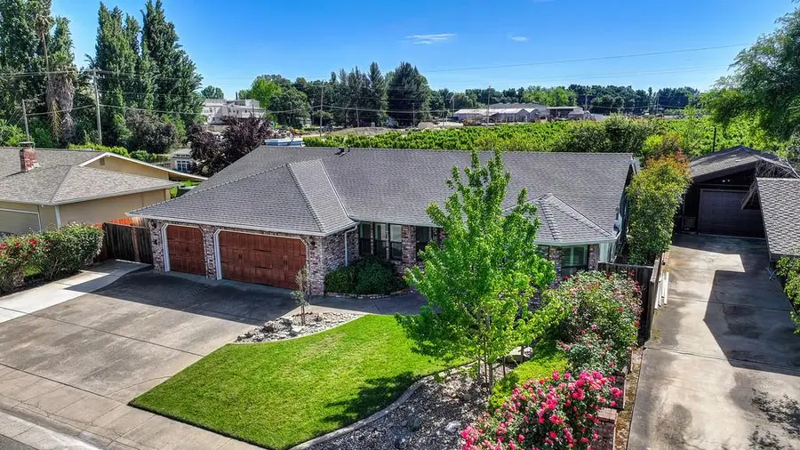 1124 Schauer Court, Walnut Grove, CA 95690 - #2