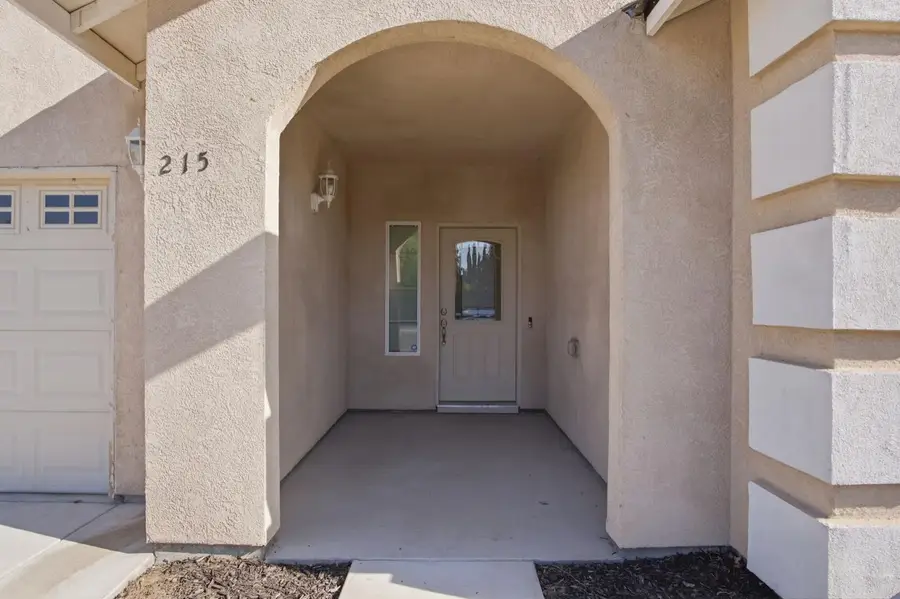 215 E Hawkeye Avenue, Turlock, CA 95380 - #2