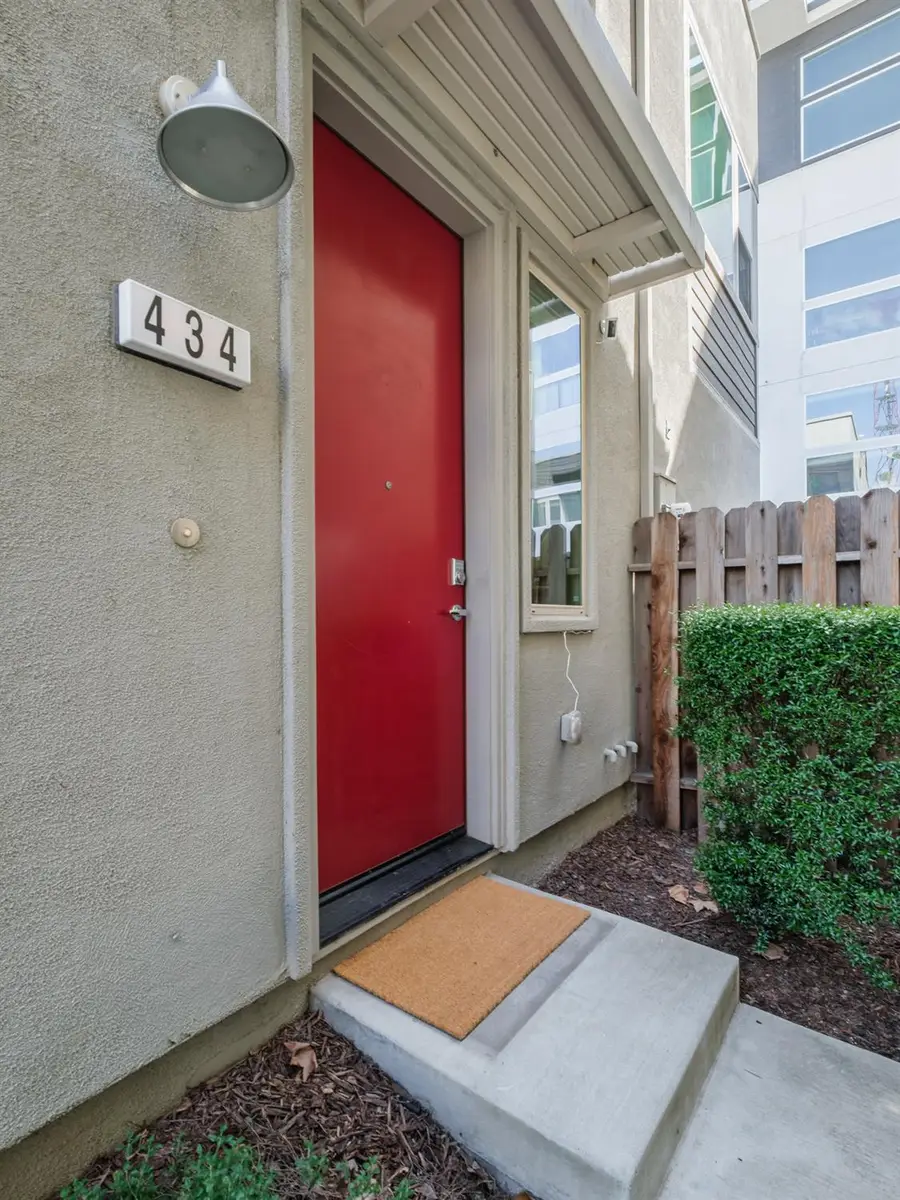 434 Crate Avenue, Sacramento, CA 95818 - #3