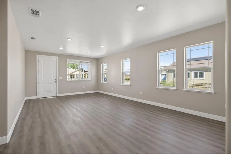 5967 Cortes Court #B, Sacramento, CA 95824 - #2