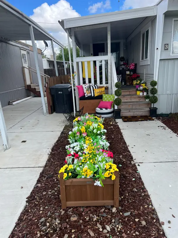 1931 E F #3, Oakdale, CA 95361