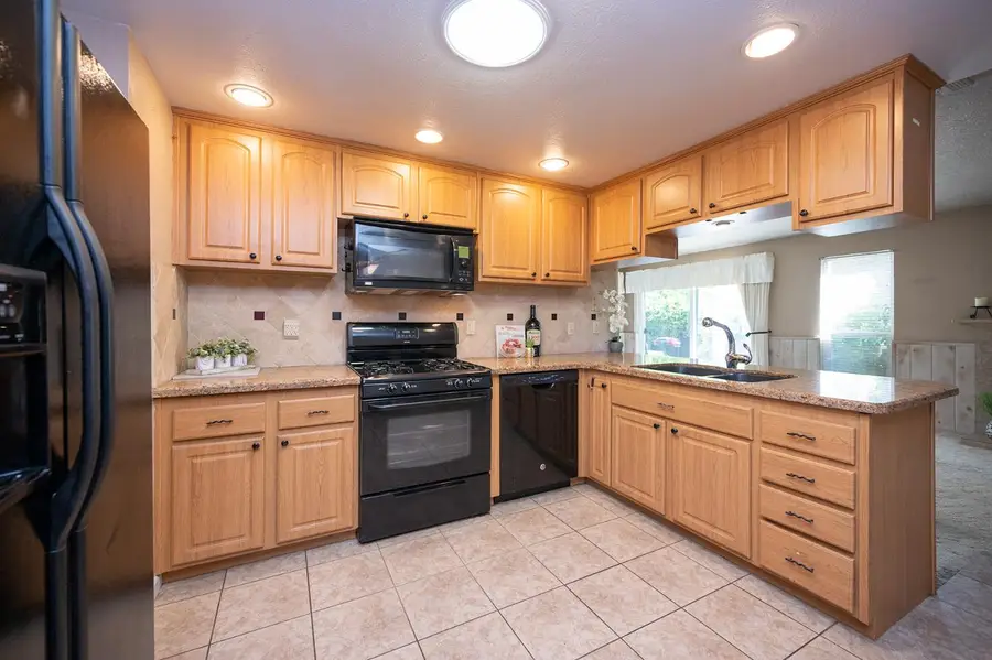 8445 Juglans Drive, Orangevale, CA 95662 - #3