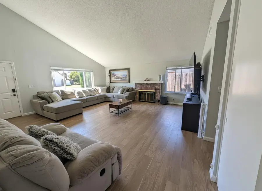 8063 Oak Meadow Court, Citrus Heights, CA 95610 - #2