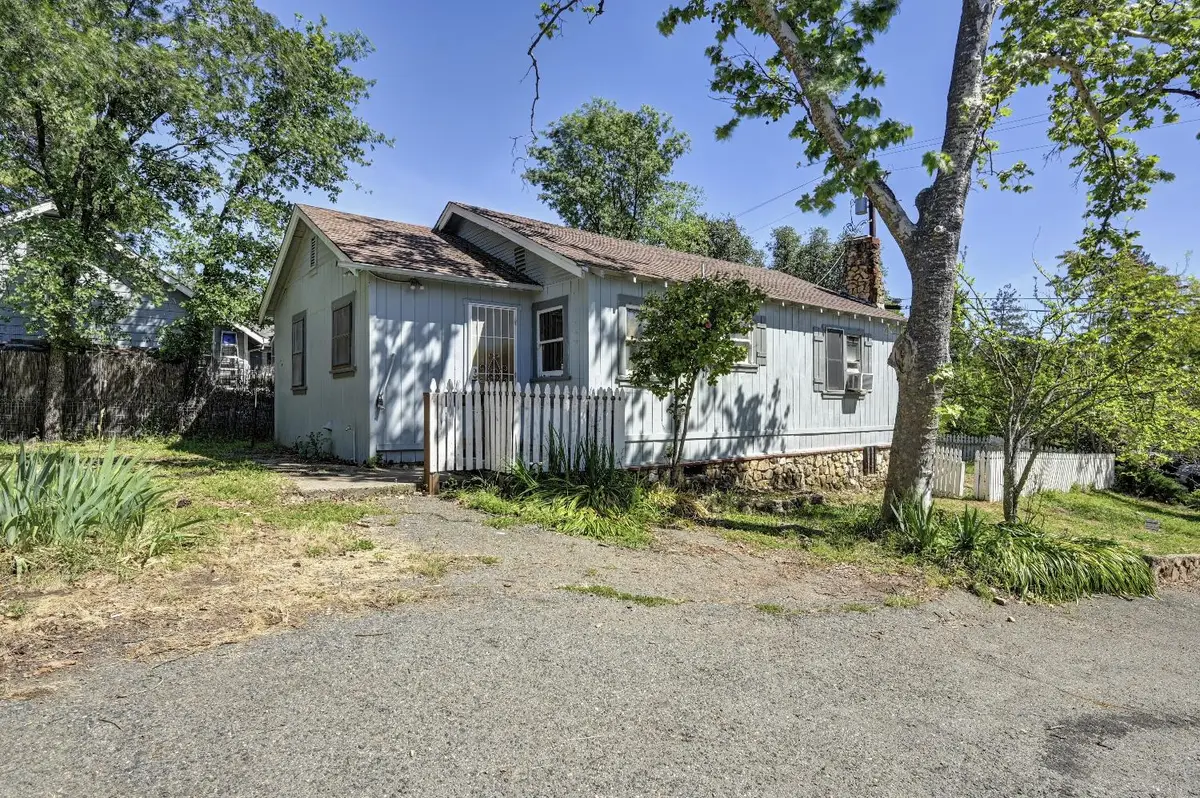 855 Hill Crest, Placerville, CA 95667 - #1