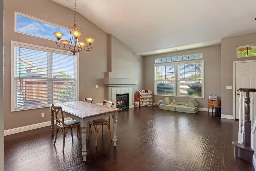 3383 Summerdale Avenue, Turlock, CA 95382 - #3