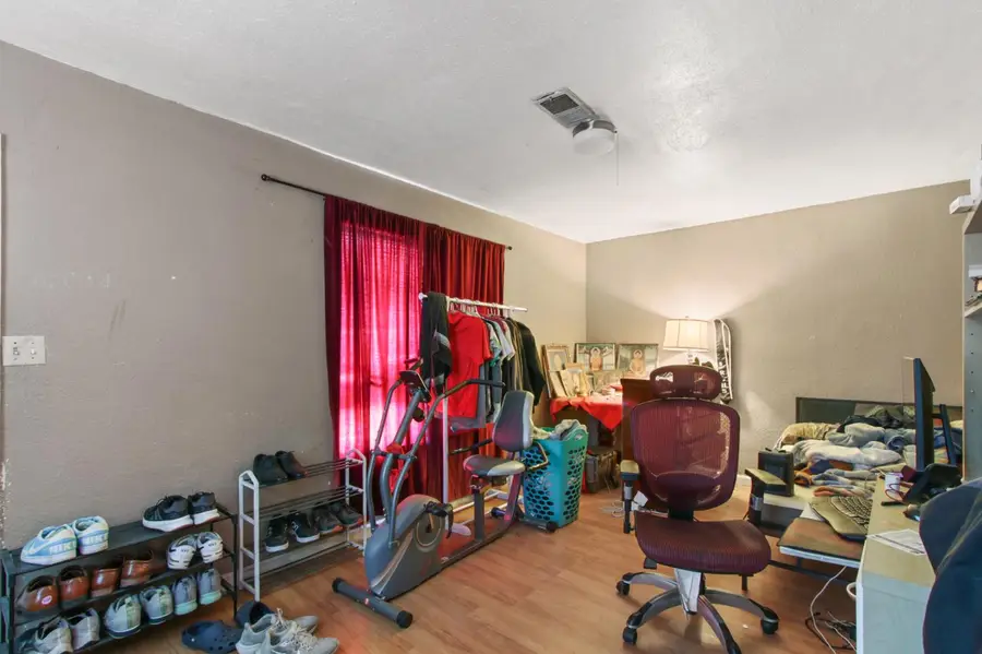 2665 Princeton Street, Sacramento, CA 95815 - #3