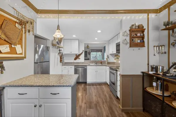 3554 Larchmont Square Lane, Sacramento, CA 95821