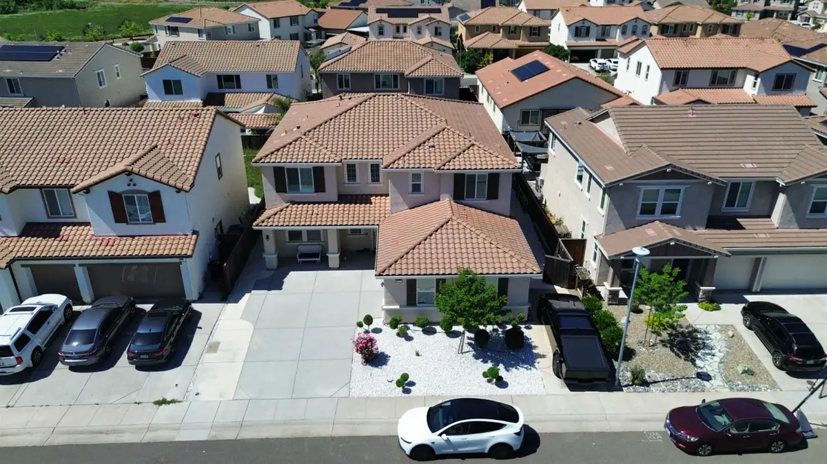 8026 Prairie Hawk Way, Sacramento, CA 95829 - #1