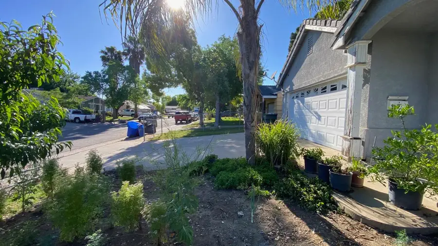 2715 Wood Violet Way, Sacramento, CA 95822 - #3