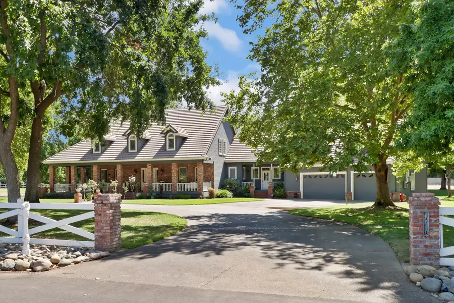 10910 Chambeau Way, Elk Grove, CA 95624 - #2