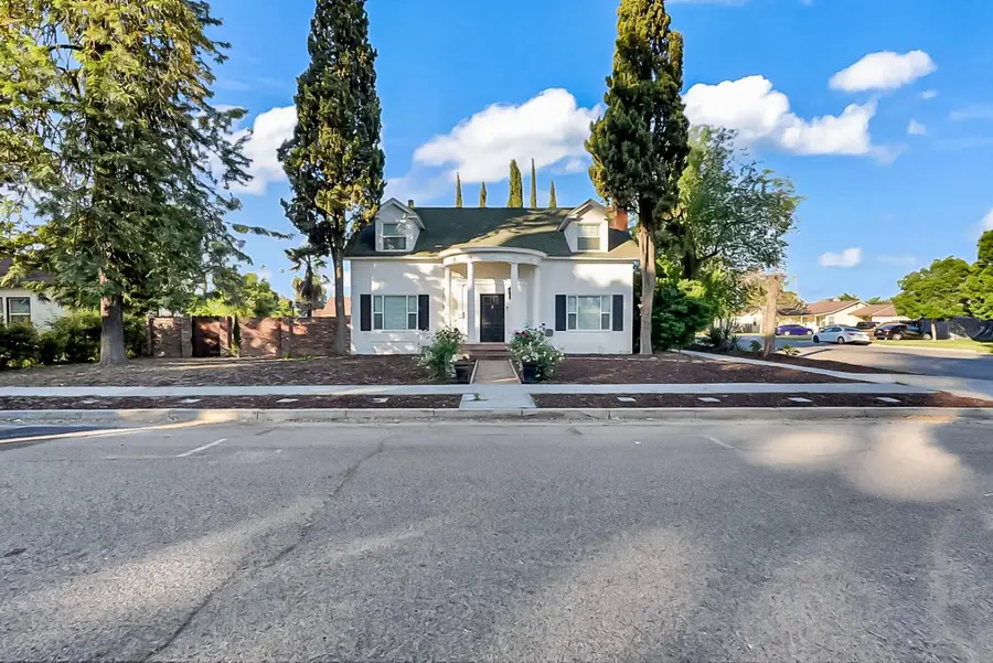 155 N 7th Street, Chowchilla, CA 93610 - #2