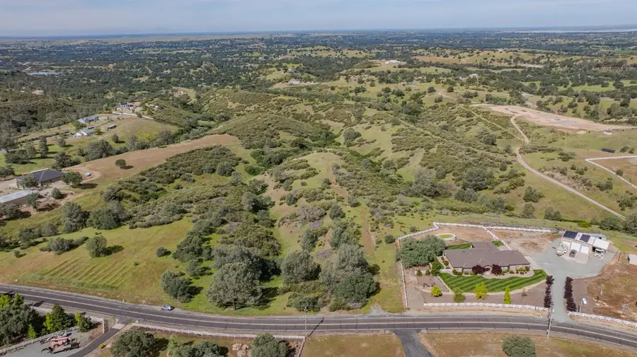 2980 Crestview Drive, Valley Springs, CA 95252 - #2