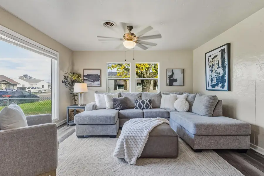 1750 Elmwood Avenue, Stockton, CA 95204 - #3