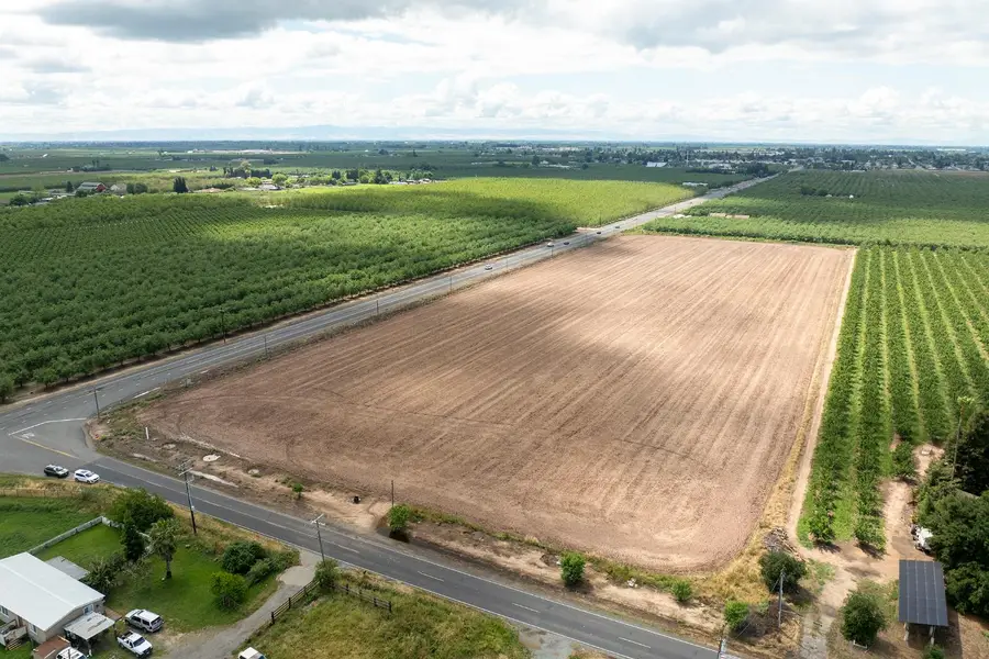 18305 S Steinegul Road, Escalon, CA 95320 - #3