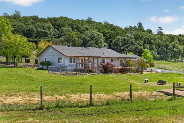 2440 Otter Trail, Cool, CA 95614