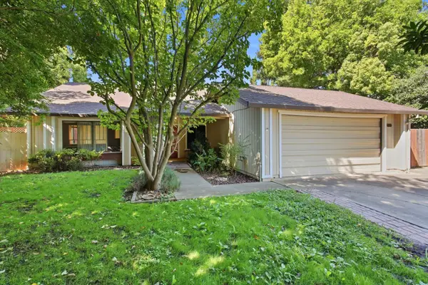 9169 Falcon Creek Circle, Elk Grove, CA 95624