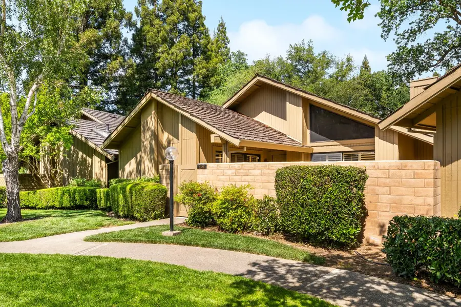 2188 Promontory Point Lane, Gold River, CA 95670 - #3