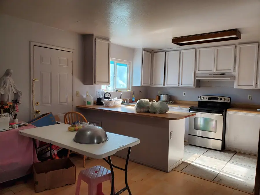 4232 77th Street, Sacramento, CA 95820 - #3