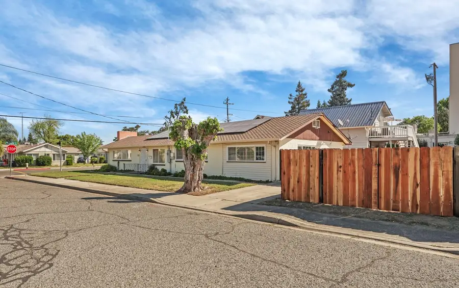 281 Lambuth Avenue, Oakdale, CA 95361 - #2