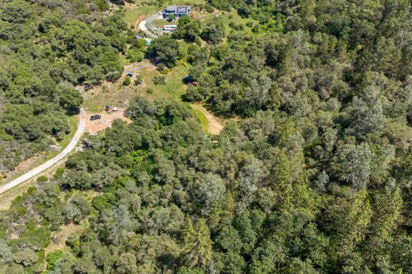 10 Secluded Way, Shingle Springs, CA 95682
