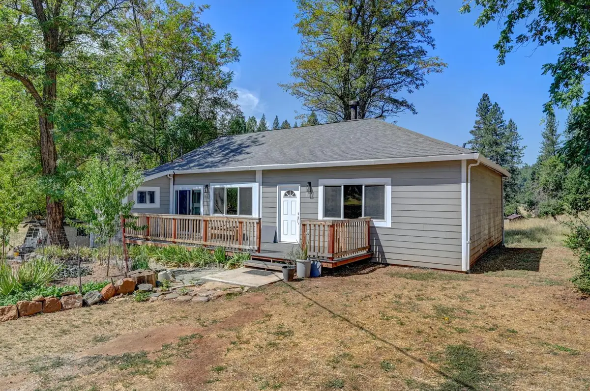 716 Railroad Flat Road, Mokelumne Hill, CA 95245 - #1