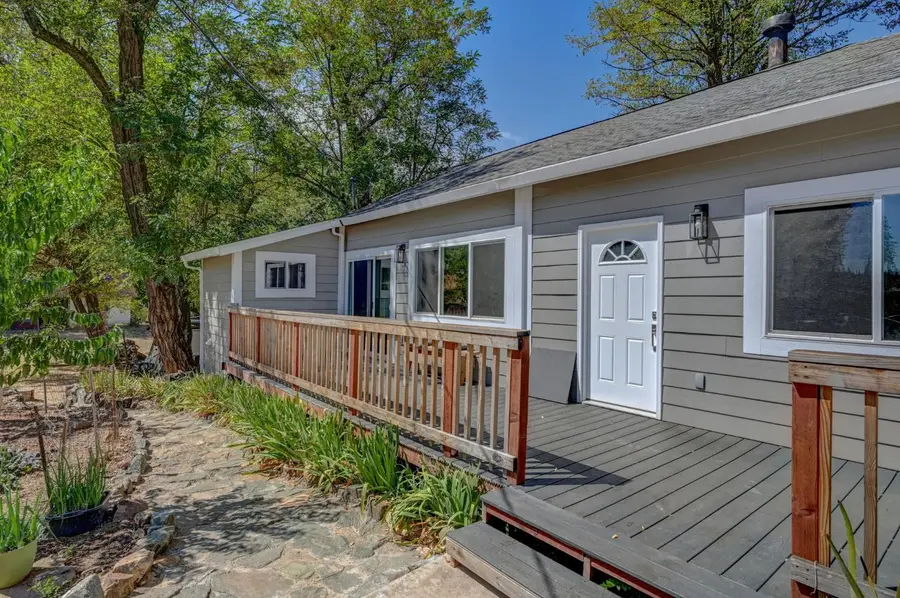 716 Railroad Flat Road, Mokelumne Hill, CA 95245 - #3