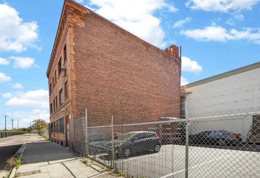 920 E Market Street, Stockton, CA 95202 - #2