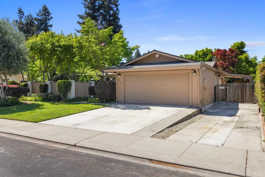 3305 Appaloosa Court, Modesto, CA 95356 - #2