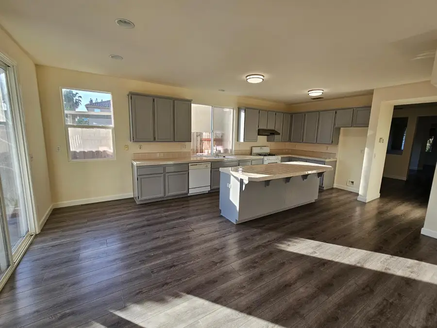 5086 Bissett Way, Sacramento, CA 95835 - #2