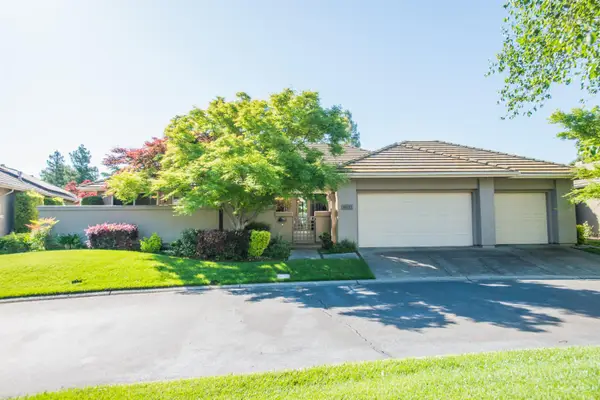 9512 Golf Course Lane, Elk Grove, CA 95758