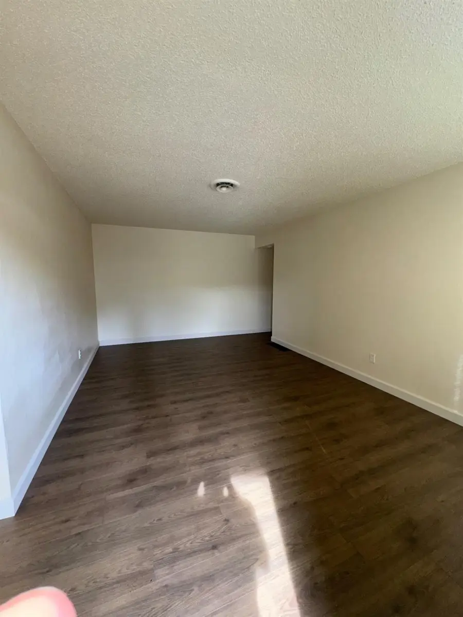 7813 Loucreta Drive, Sacramento, CA 95828 - #2