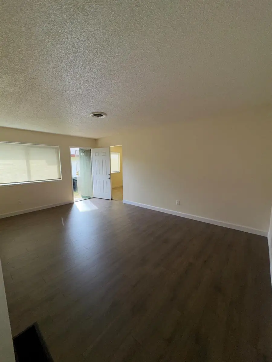 7813 Loucreta Drive, Sacramento, CA 95828 - #3